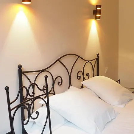 La Garenne De Hotel